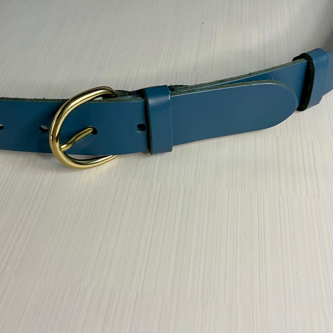 IL BISONTE カウハイド レザー ボディバック　ウエストバッグ　ブルー