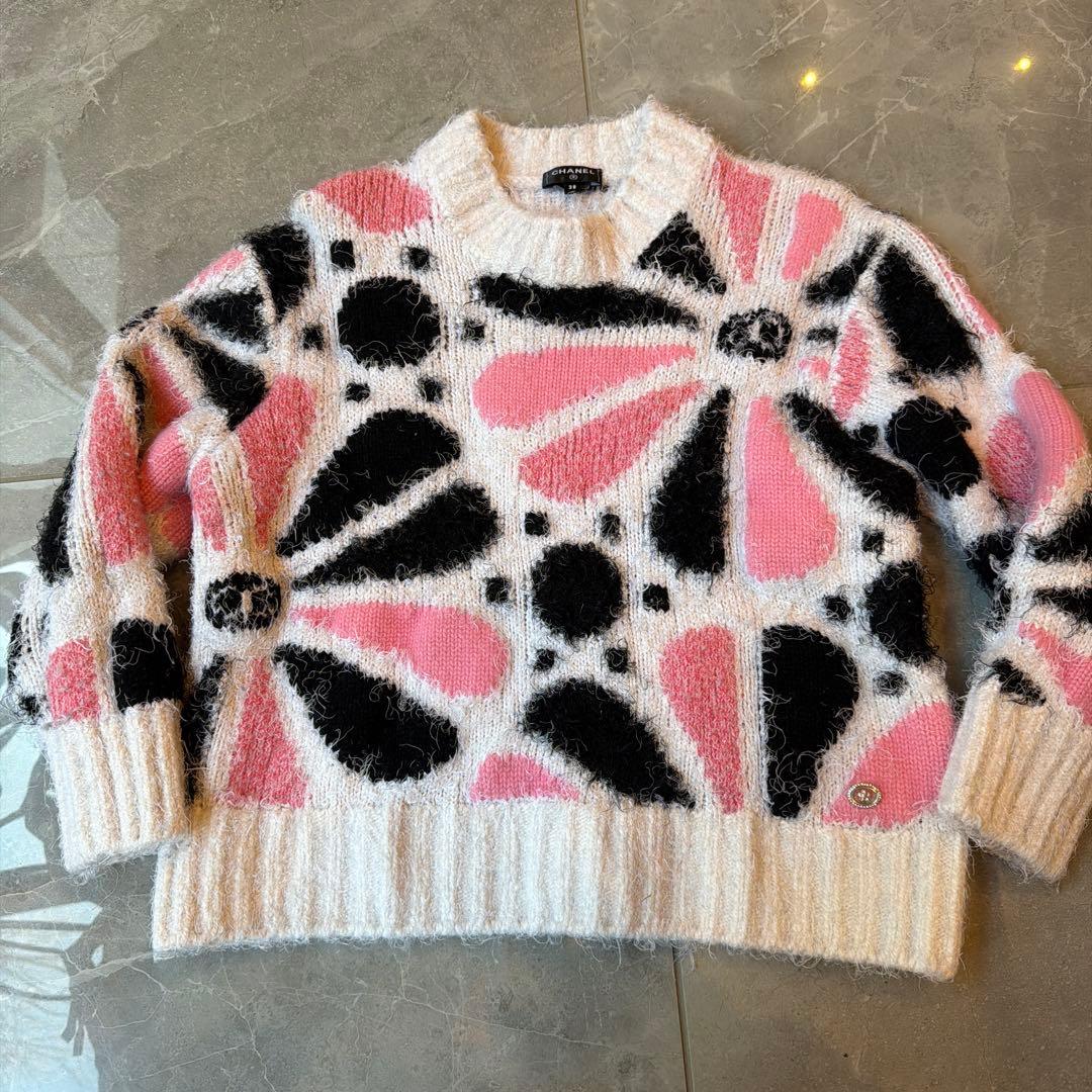 CHANELニット　シャネル　毛羽立ちあり　使用感あり　38