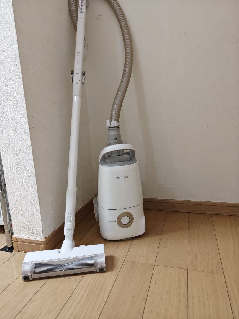 パナソニック紙パック式クリーナーMC-JP840K 絡まない床ブラシ2021年製