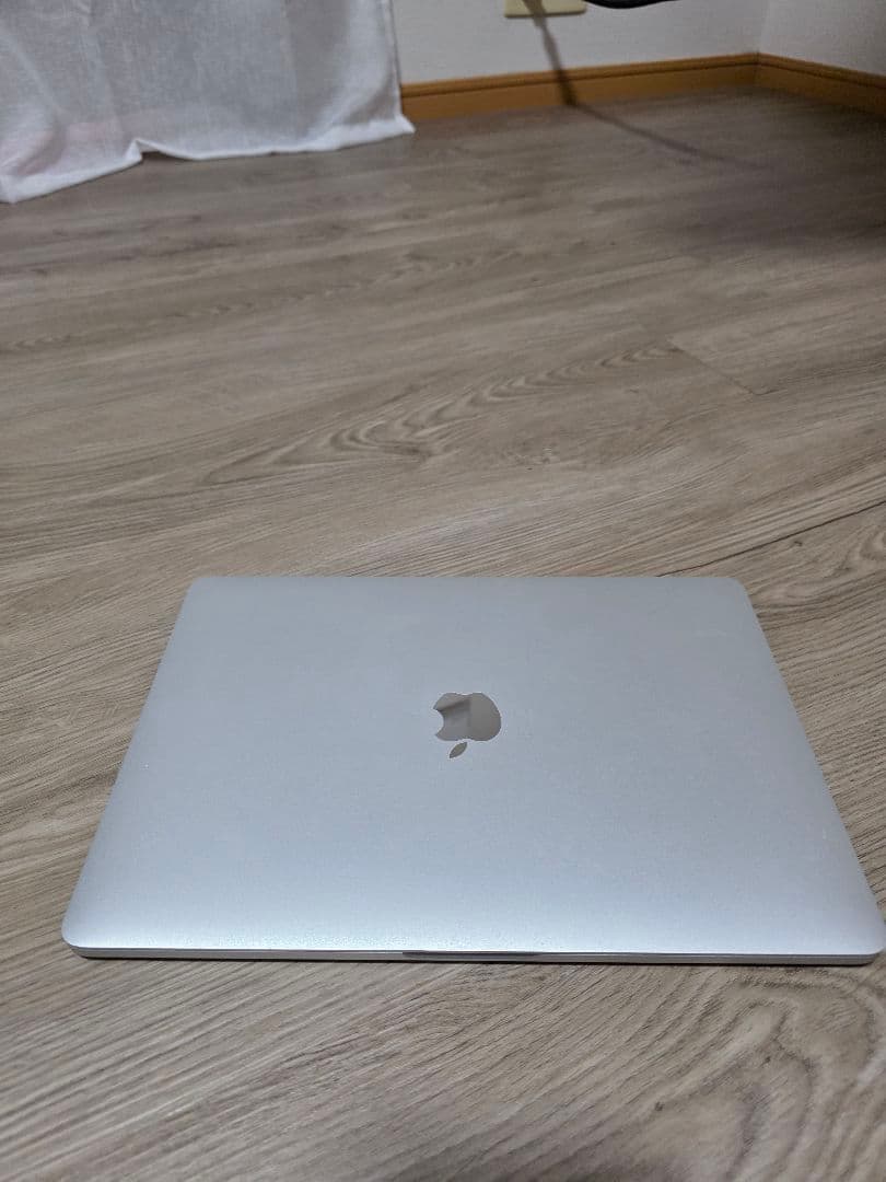 ジャンク　Apple MacBook A1708 シルバー