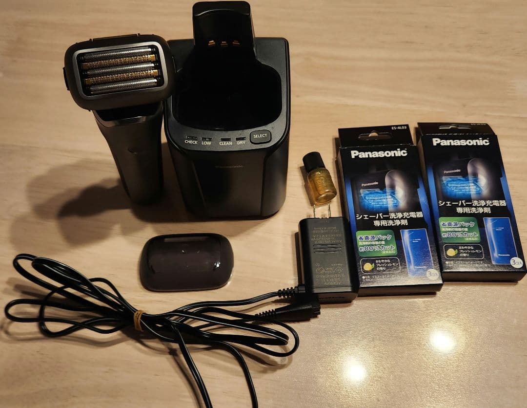 Panasonic ラムダッシュ　PRO　ES-L570W