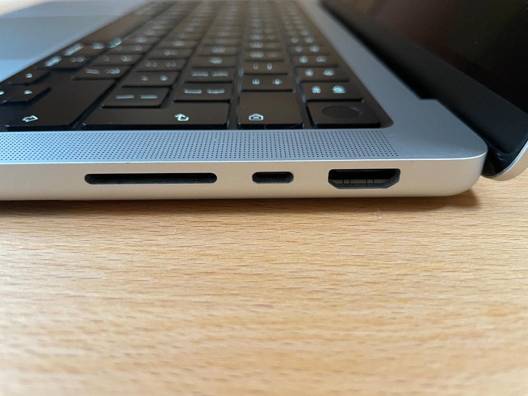 MacBookPro M1 Pro 2021 32GB/1TB UKキー