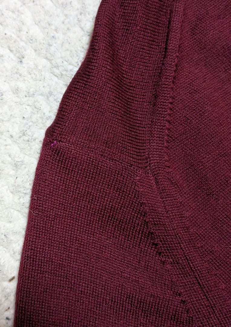 JOHN SMEDLEYバーガンディ タートルネック ニット M