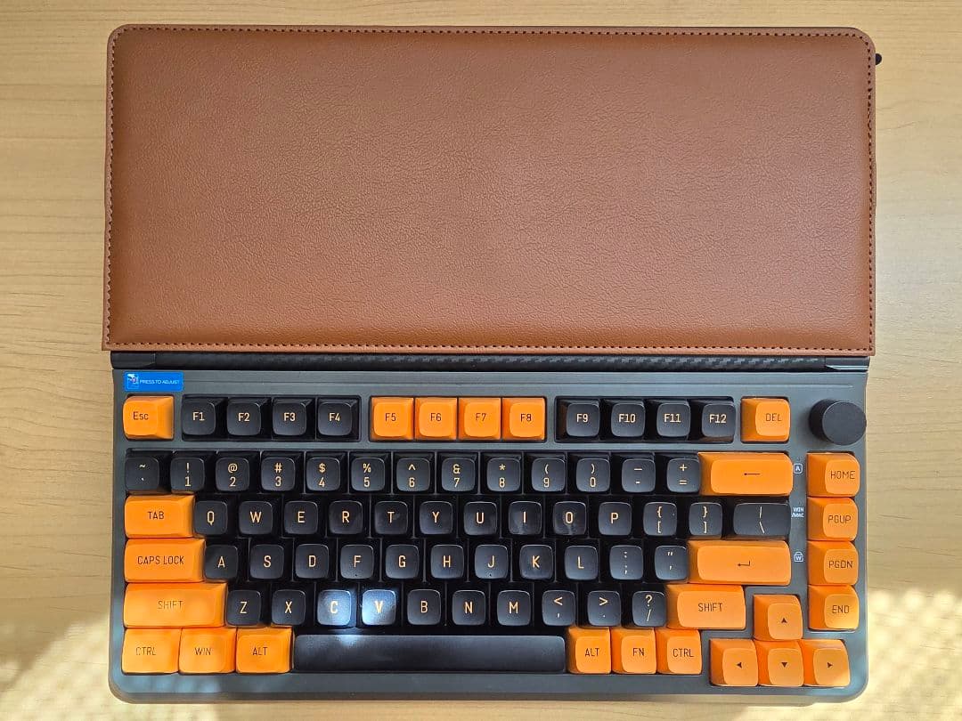 Kwumsy K3 液晶ディスプレイ付きメカニカルキーボード おまけ付き