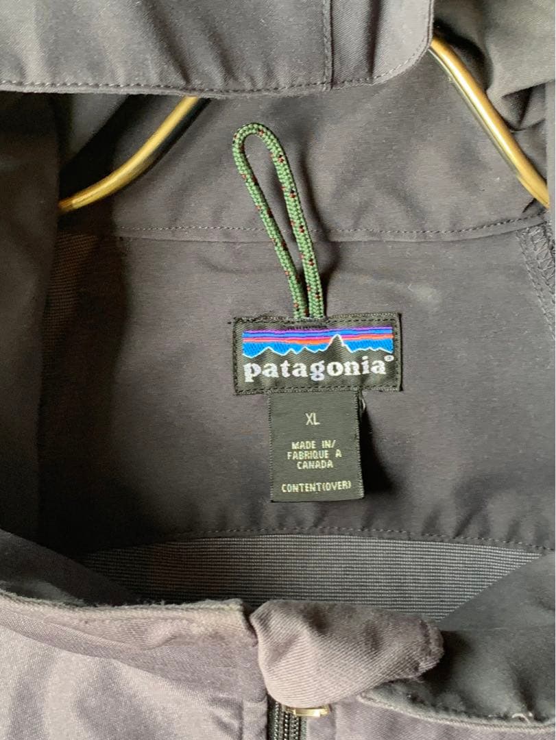 カナダ製　patagonia hydroshed jacket XL
