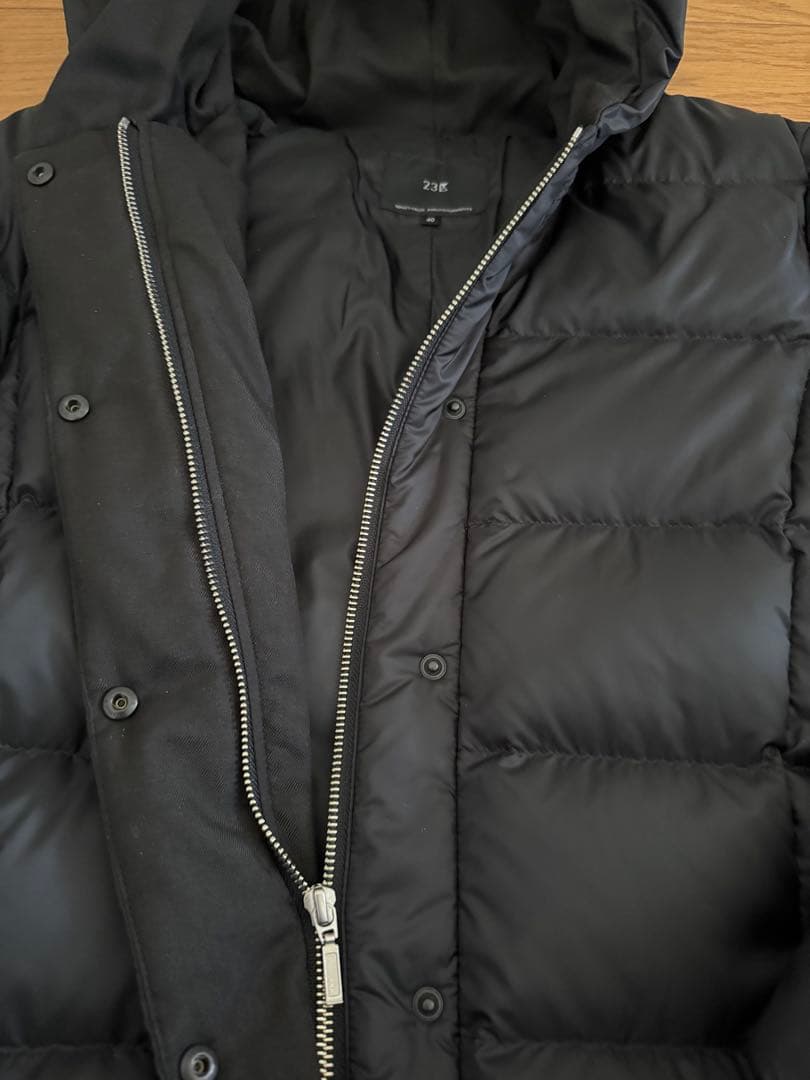 新品未使用タグ付き23区フード付きダウンジャケットブラック