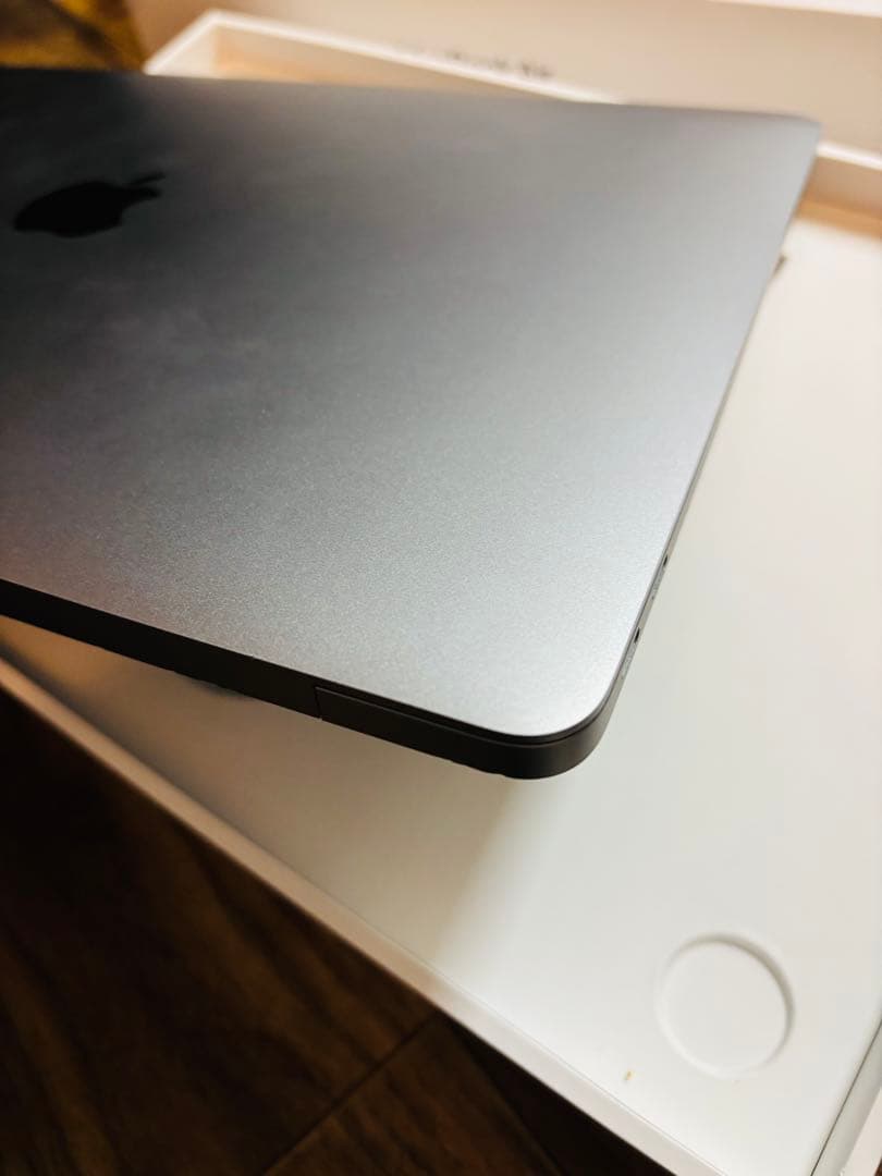 M1 MacBookAir 13インチ スペースグレー ストレージ256GB