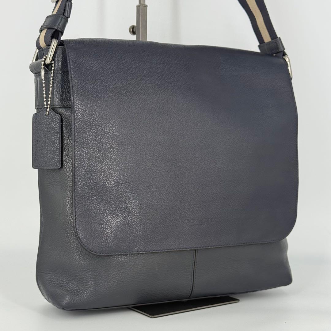 COACHコーチ チャールズ ショルダーバッグ レザー ネイビー紺 F72362