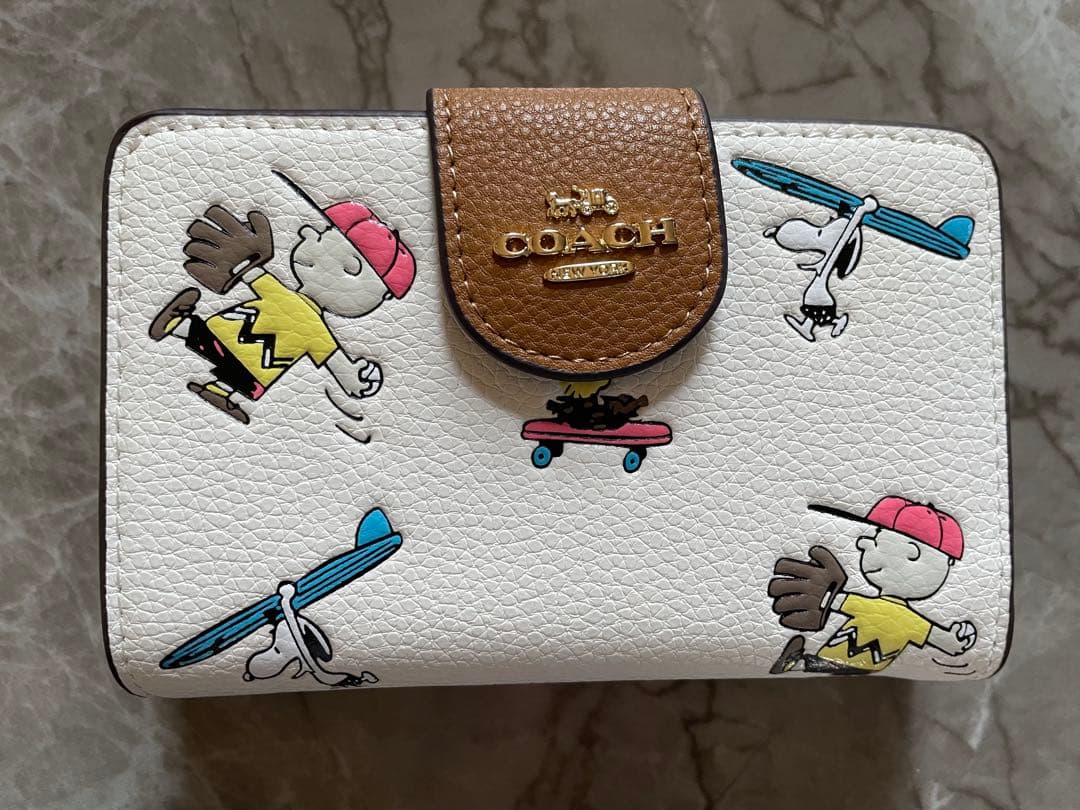 COACH スヌーピー 二つ折り財布