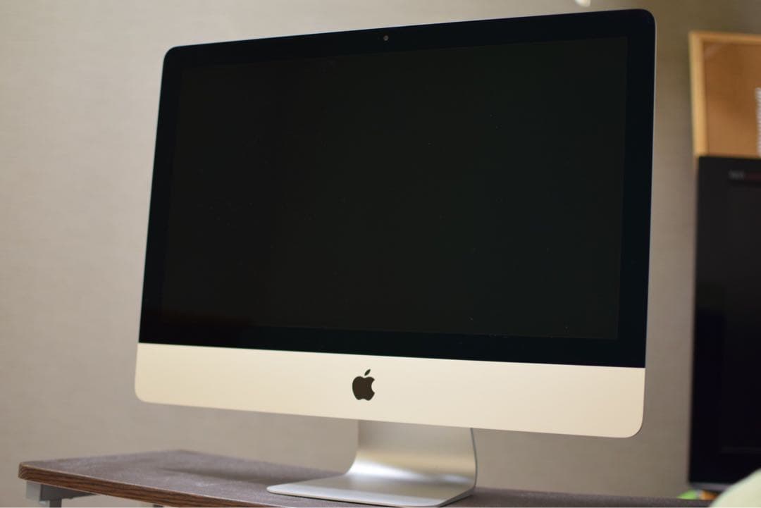 i Mac 2019年　21.5インチ　4Kディスプレイ