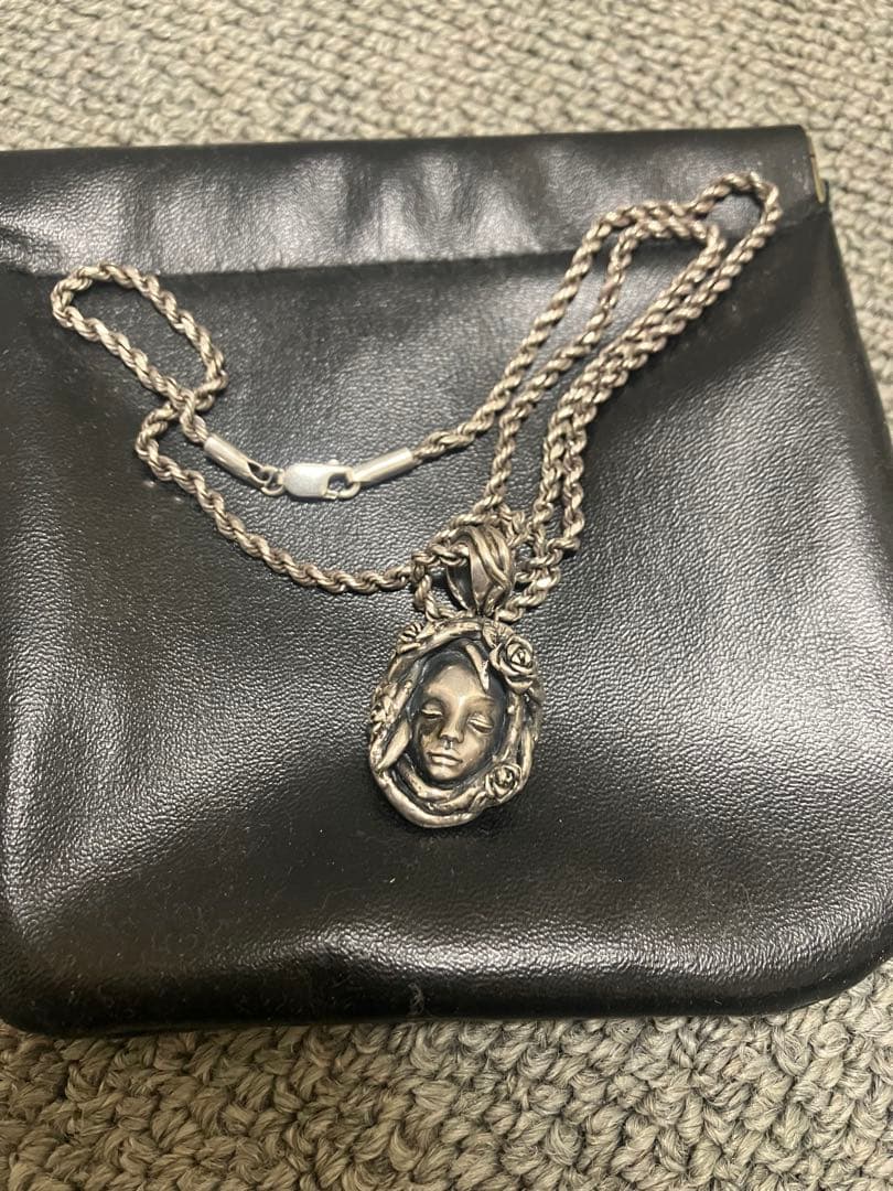 Viewlu ヴュール スリーピングビューティ シルバーネックレス　ユニセックス