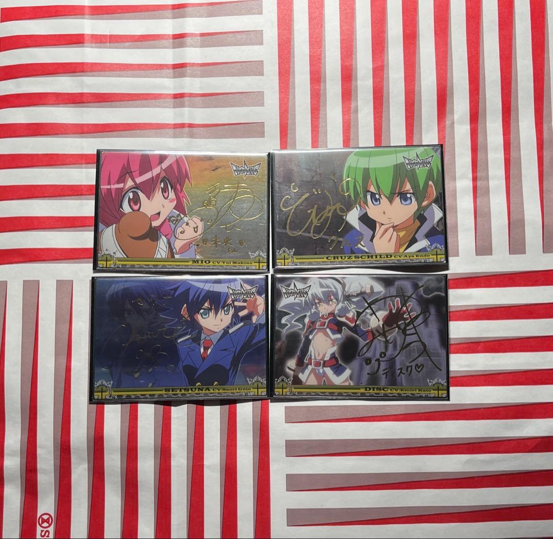 gracia NEEDLESS ニードレス トレカ サインカード 4種