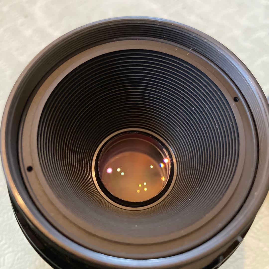 【Yu】Canon EF 50mm f/2.5 Compact Macro