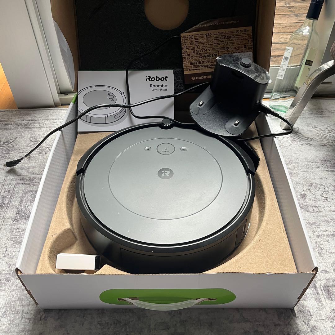 ルンバ　i2　ロボット掃除機　Robot　Roomba