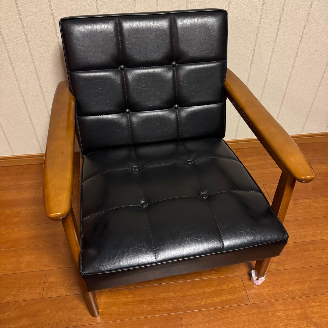 極美品　Karimoku カリモク60 Kチェアー 1シーター アームチェアー