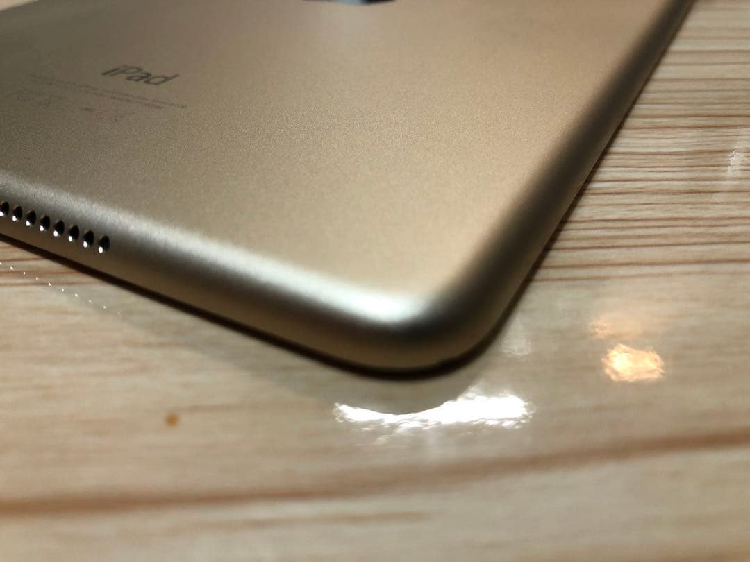 iPad本体 iPad mini4 Wi-Fi Cellular A1550 16GB