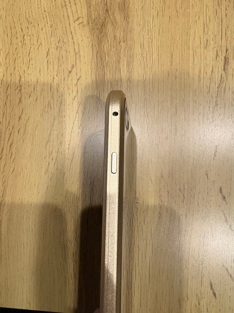 iphone8 plus 64G SIMフリー