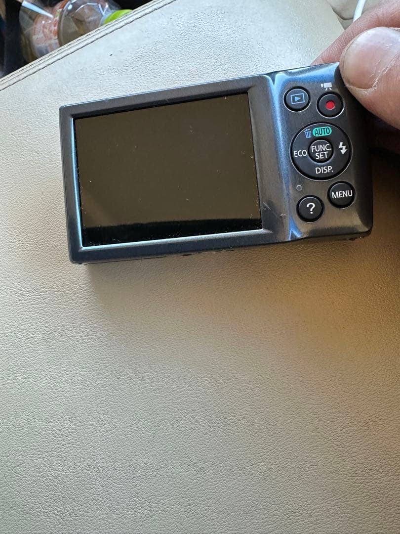 Canon IXY 130 デジタルカメラ 本体と充電器付き