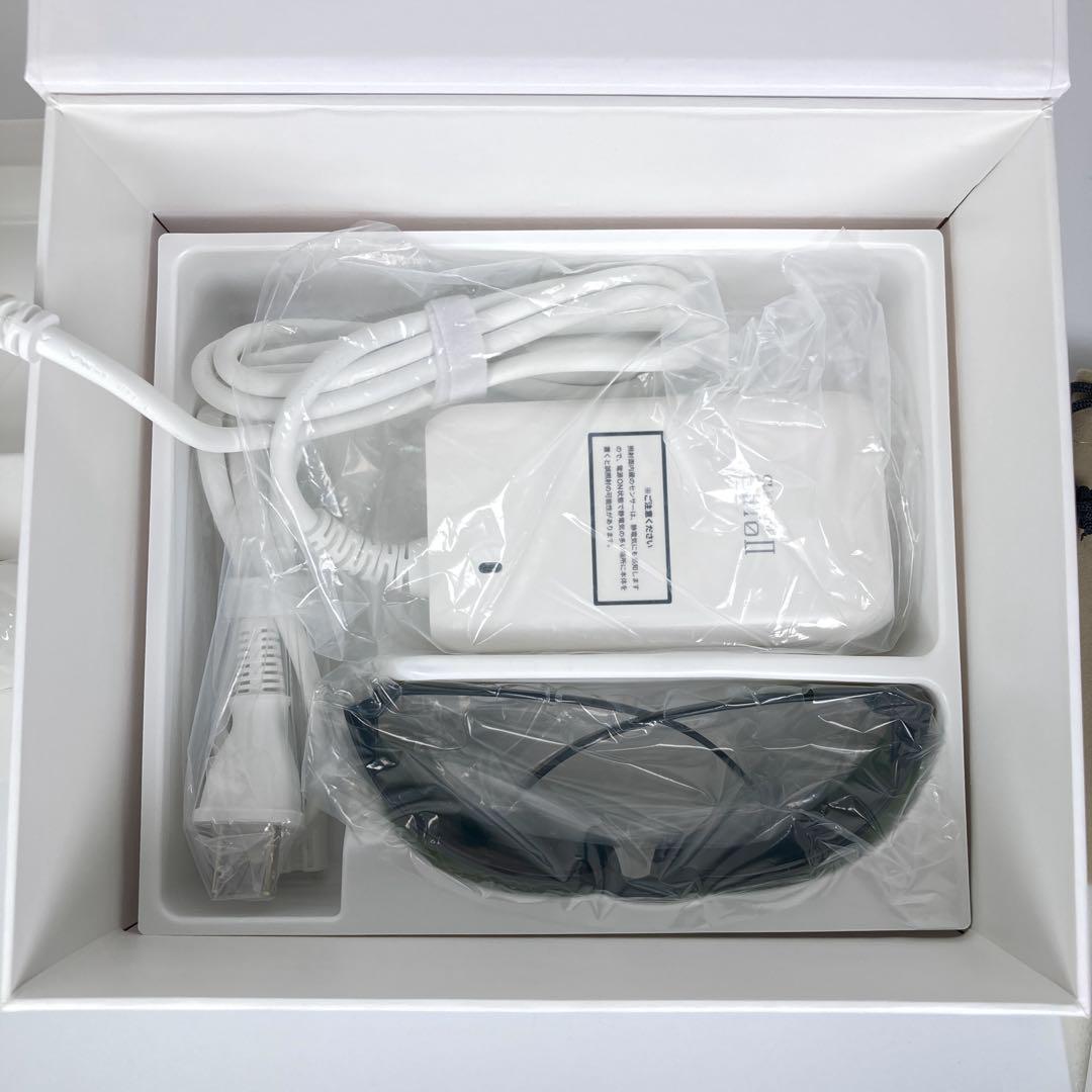 ぴ*か様 新品 ビート IIデラックスセット 光総合美容器 CLEAR/SP B