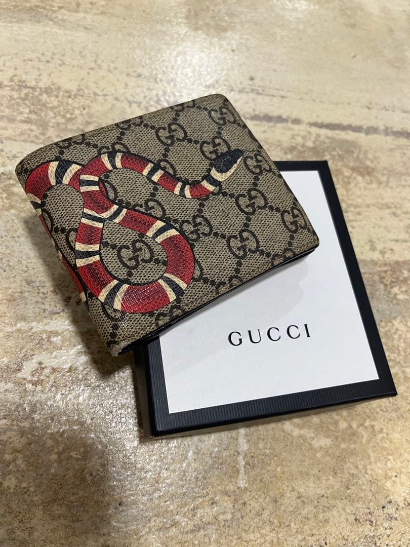 GUCCI スネーク 二つ折り財布