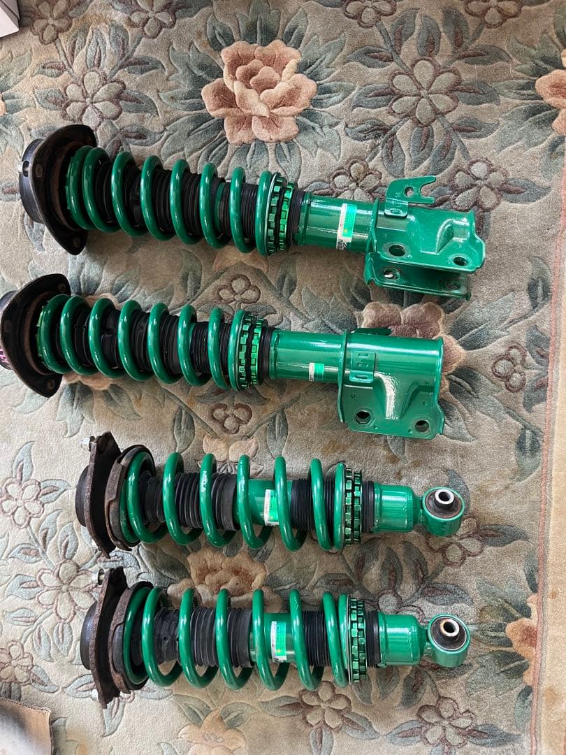 値下げ！スバル　BR9 BM9レガシィ用テイン車高長　かなり綺麗