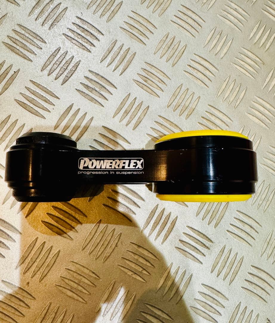 パワーフレックス ロアトルクロッド メガーヌ4 アルピーヌA110