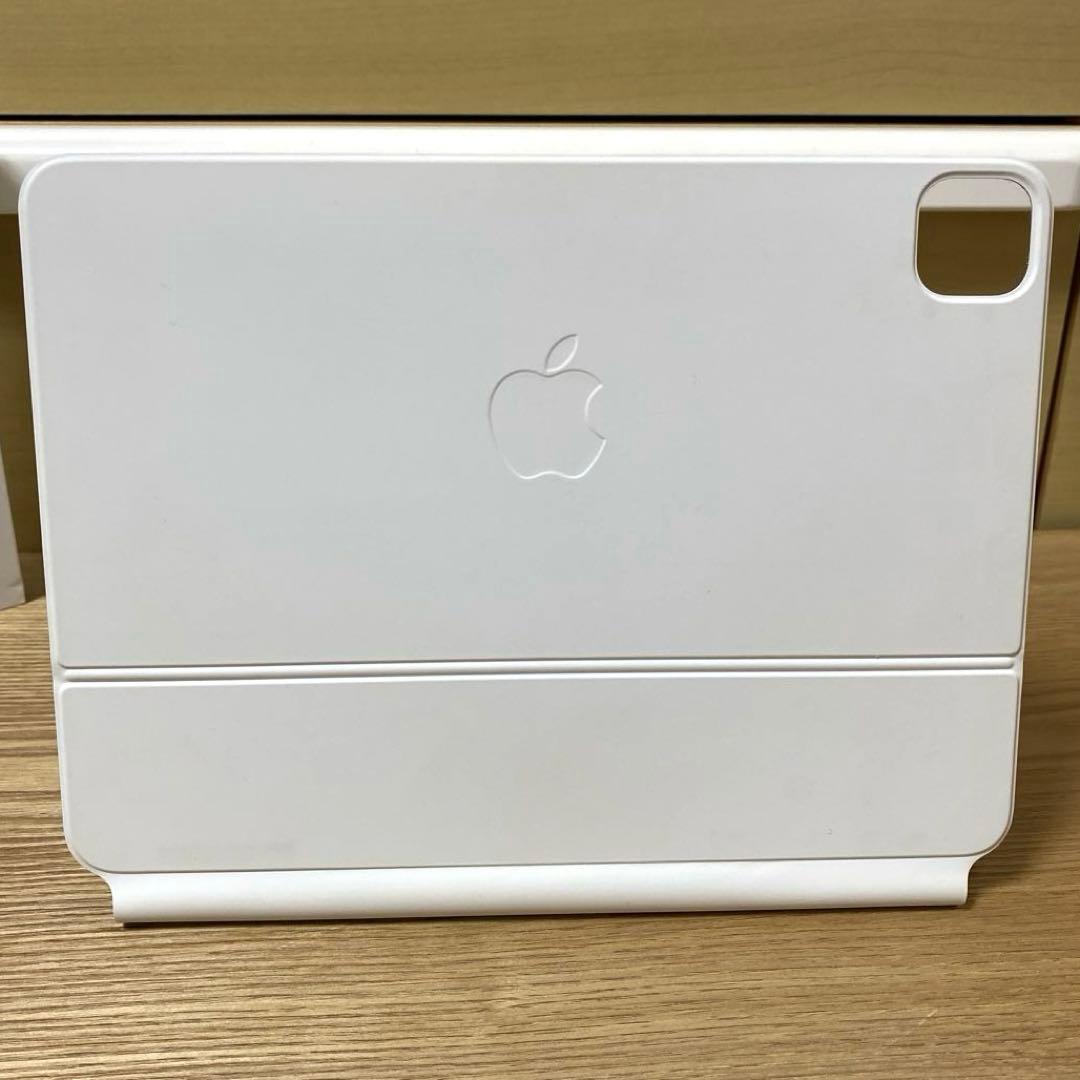 Apple iPad Magic Keyboard ホワイト　　日本語