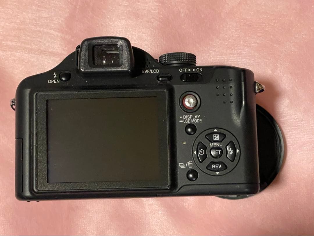 デジタルカメラ Panasonic LUMIX DMC-FZ7