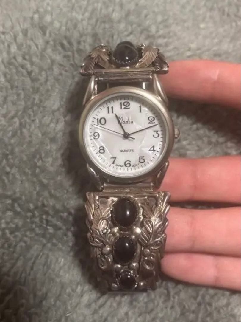 Valley クォーツ 腕時計 シルバー