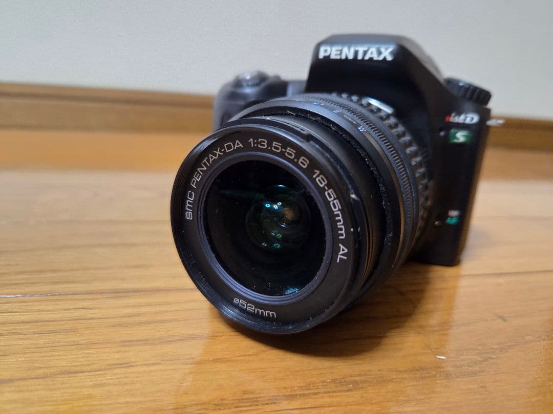PENTAX istDs デジタル一眼レフカメラ 本体とレンズ付き