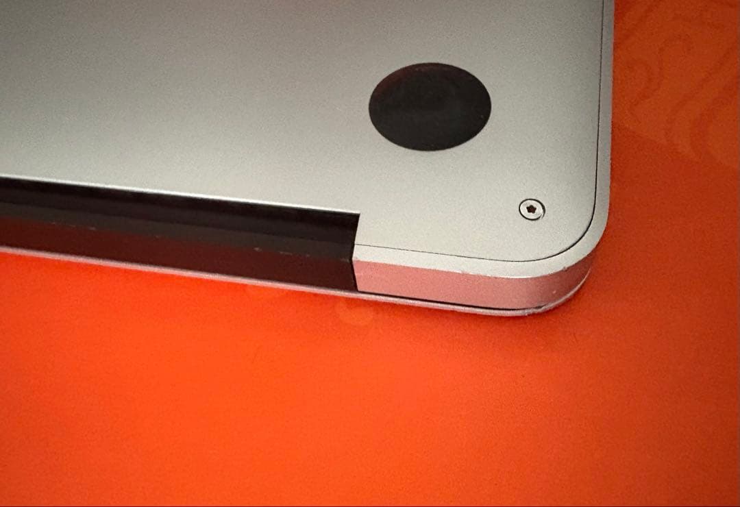 中古品 Apple MacBook air A1465本体