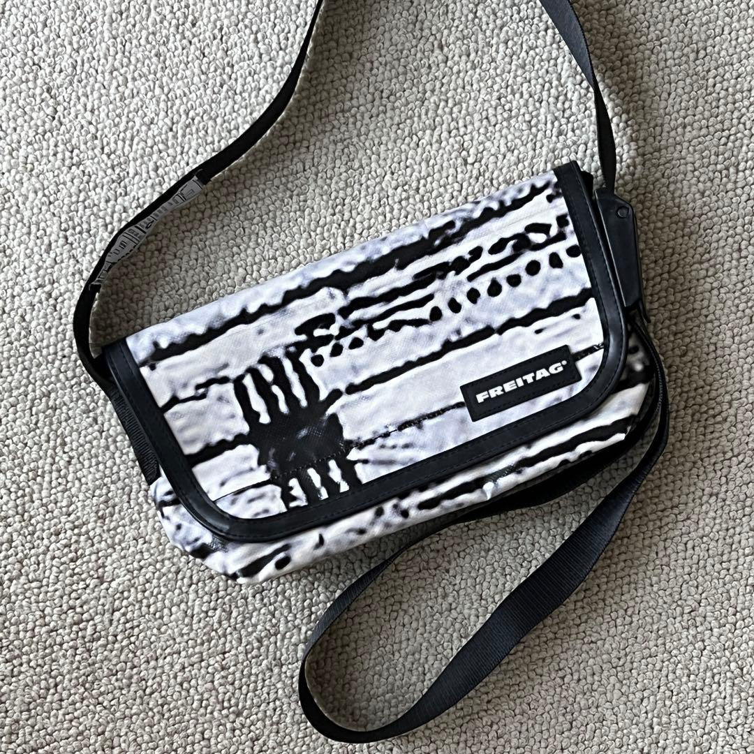 FREITAG F41 HAWAII -FIVE 0 幻位黒白　転写