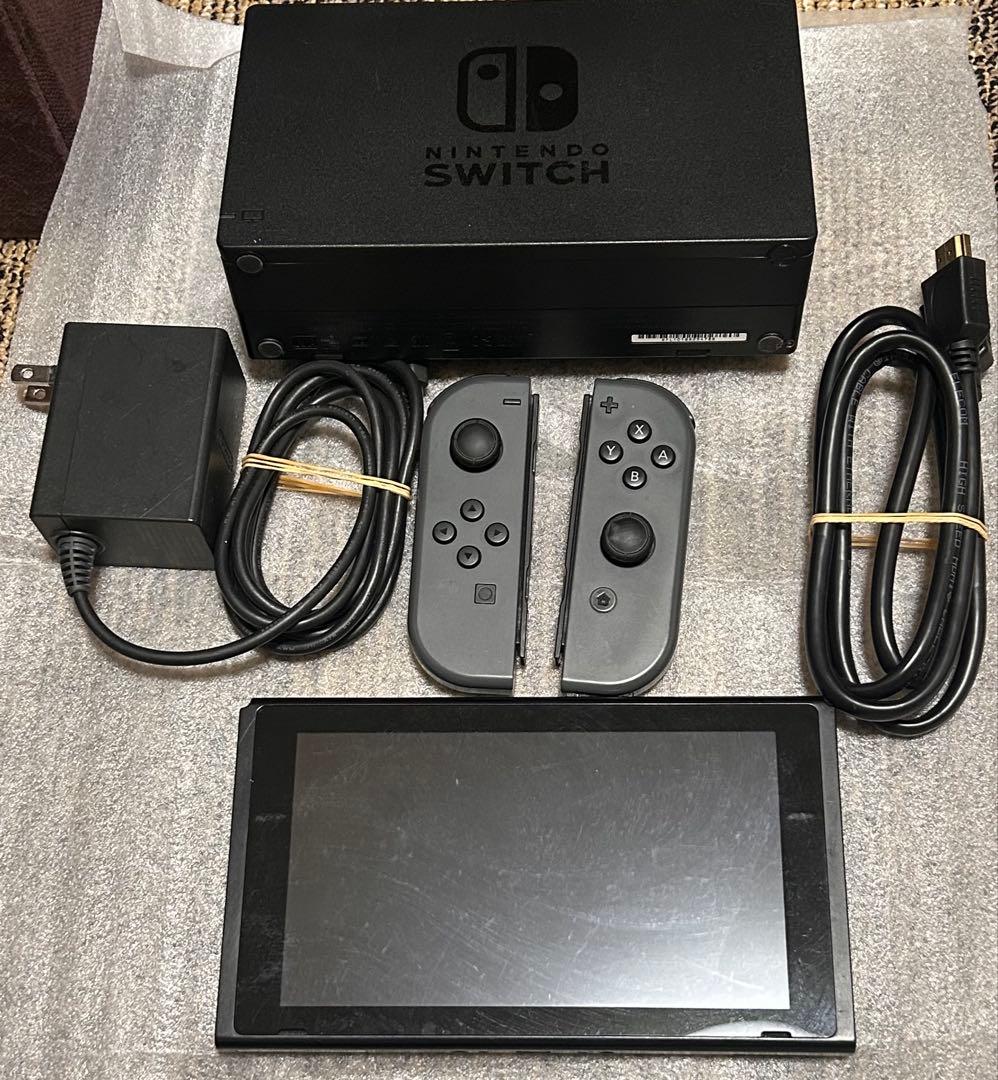 Nintendo Switch 本体 ブラック Joy-Con付き