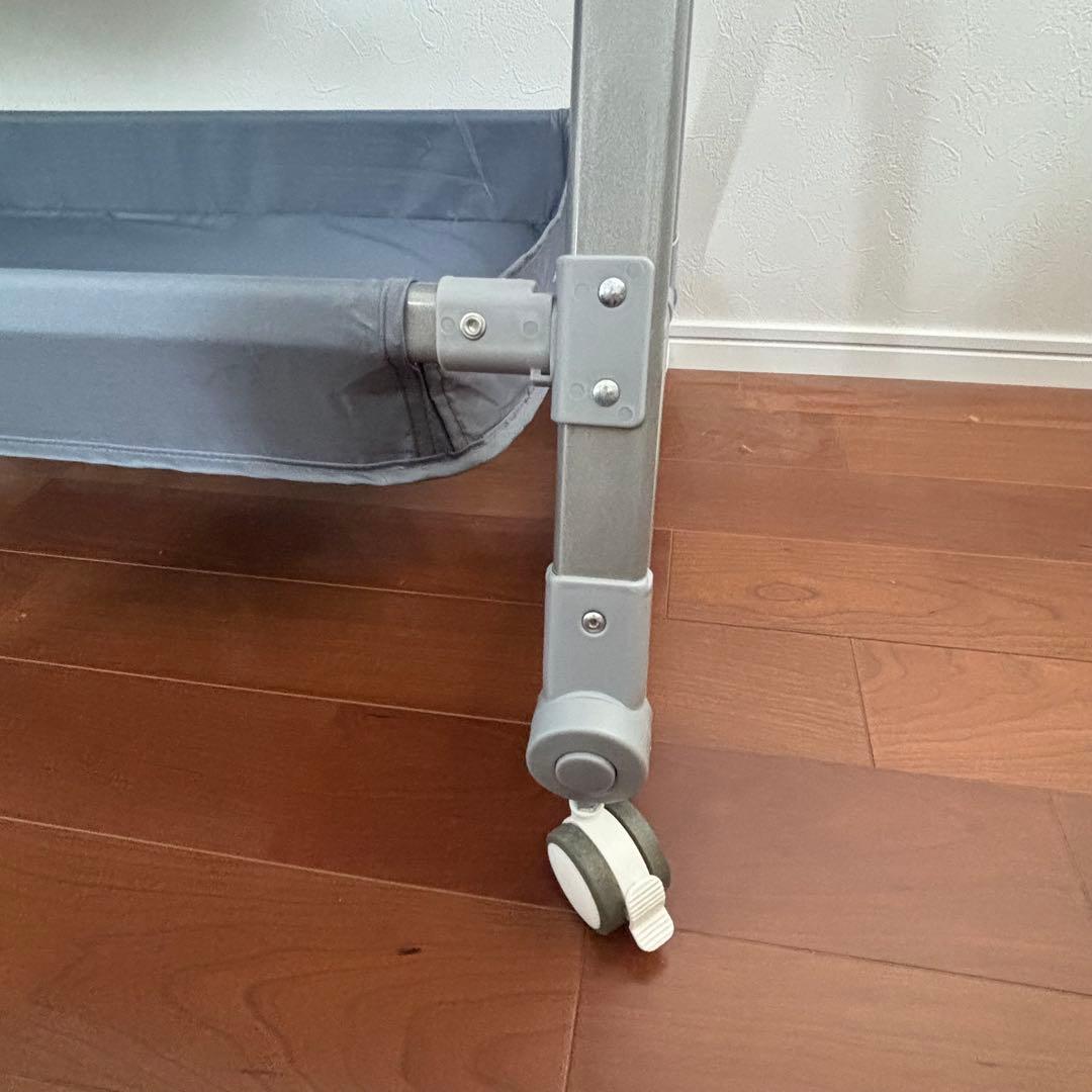 【中古】添い寝のできるベビーベッド♪高さ調節 ゆらゆら寝かしつけ