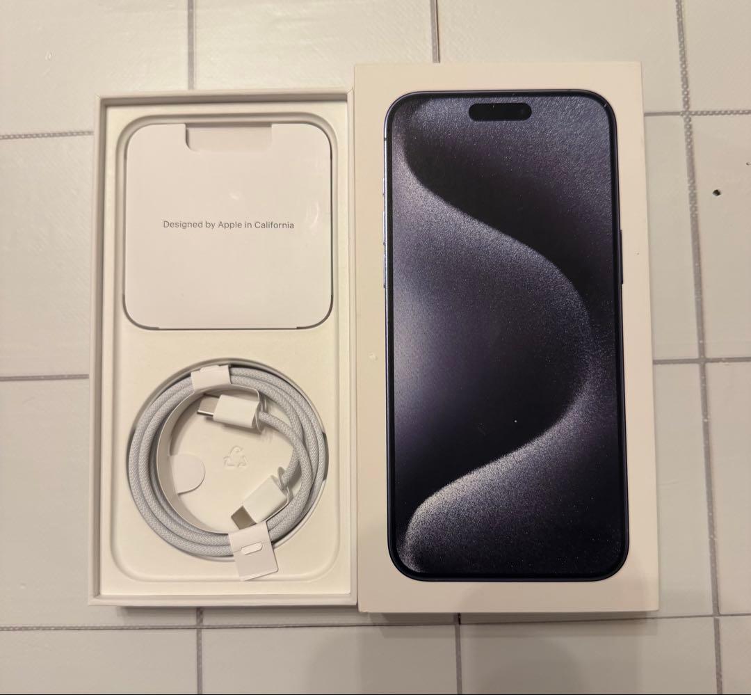 iPhone 15 Pro Max 256GB 動作品 アイフォン