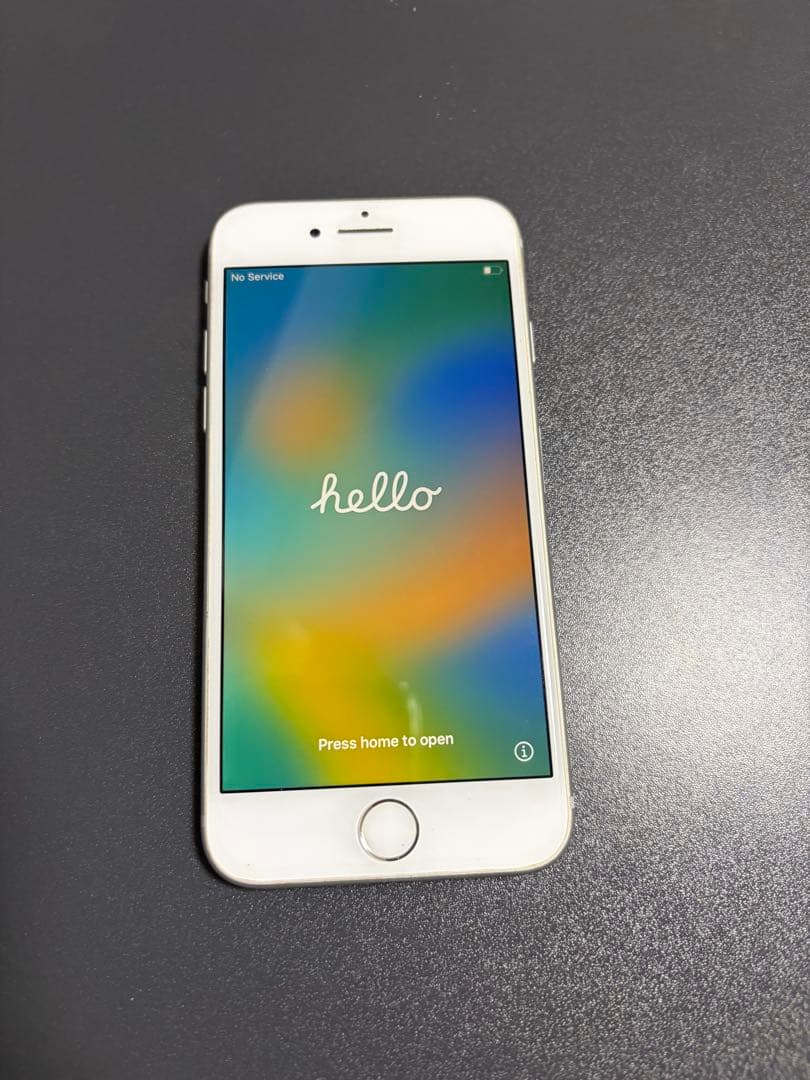 iPhone8 64GB 本体 シルバー