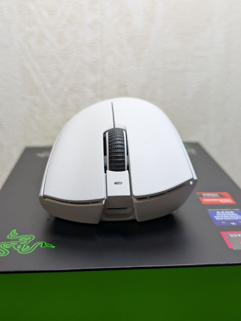 Razer DEATHADDER V3 PRO ホワイトエディション