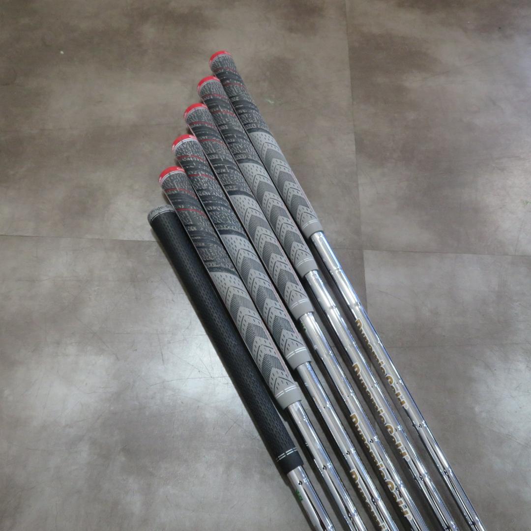 キャロウェイROGUE ST MAXアイアン(ローグ）レフティDG95 S200