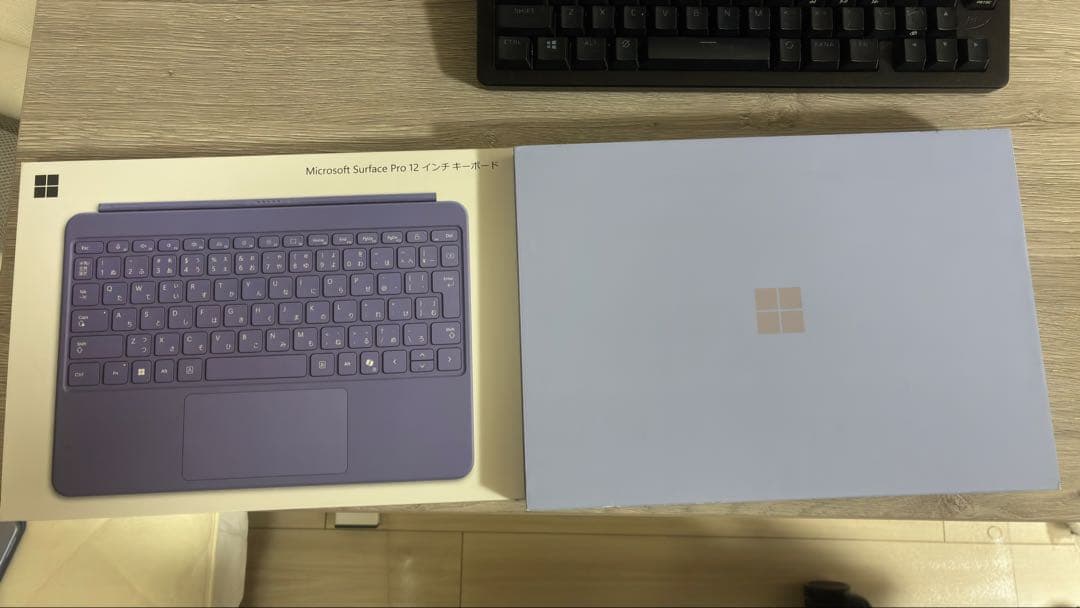 ［ほぼ新品］surfacePro12インチ本体と純正キーボード(バイオレット)