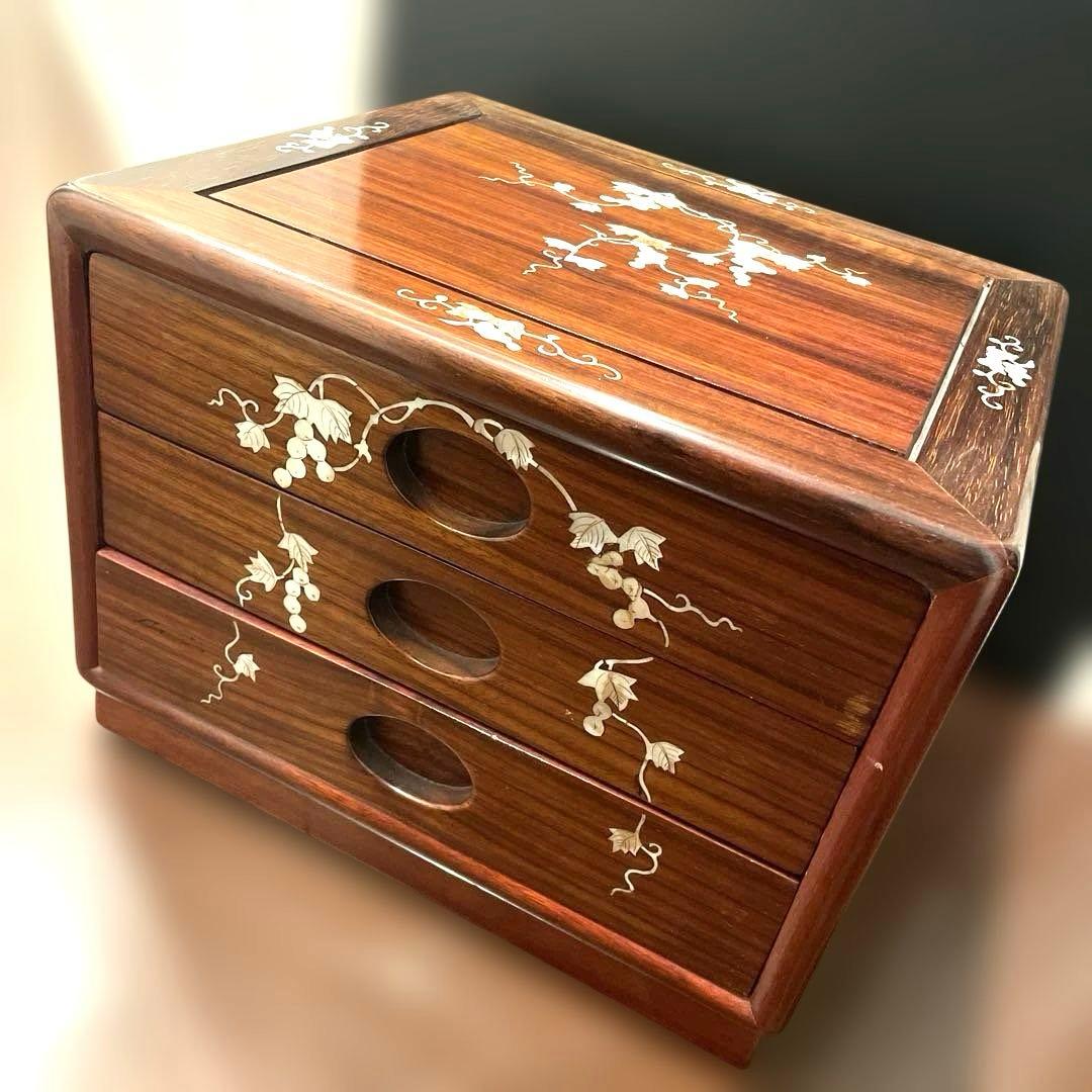 昭和レトロ 螺鈿細工 和箪笥 3段 葡萄文様 木製 アンティーク高級チェスト