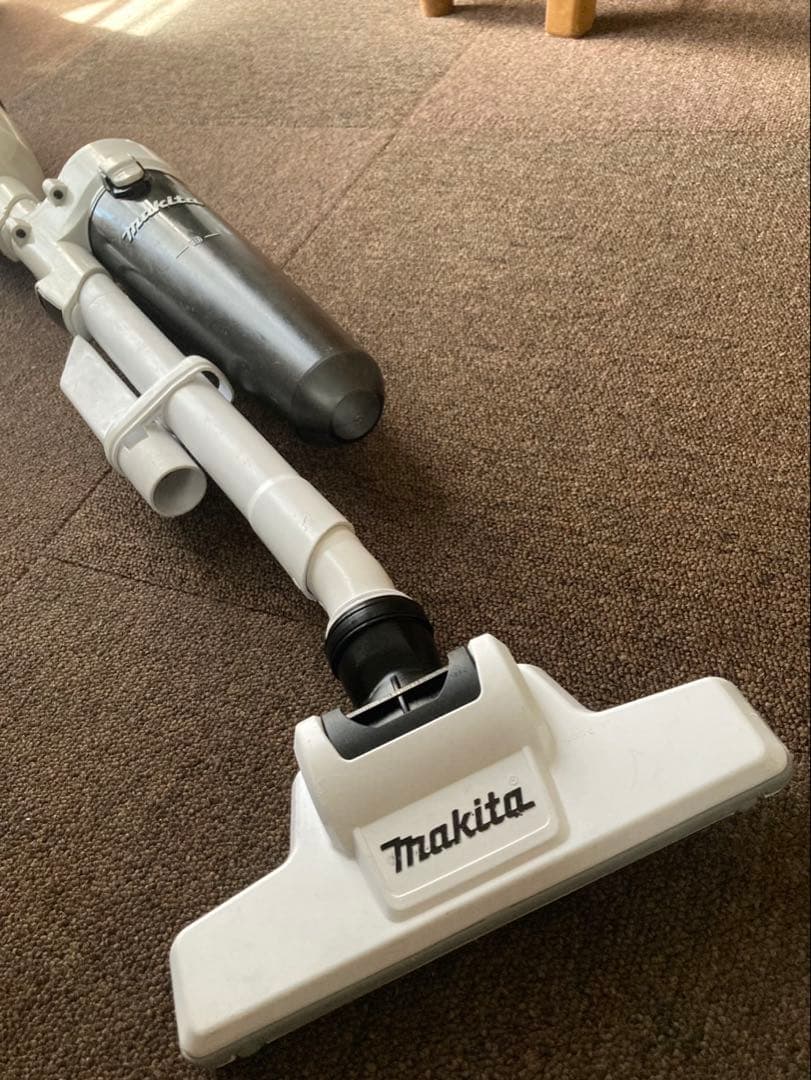 マキタ充電掃除機　サイクロン　CL001G 36V➖40V