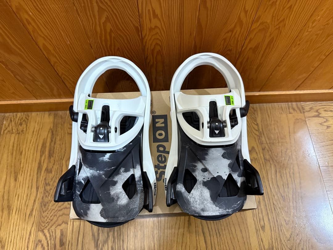 期間限定値下げ　早い者勝ち　Burton tepON®Binding Mサイズ