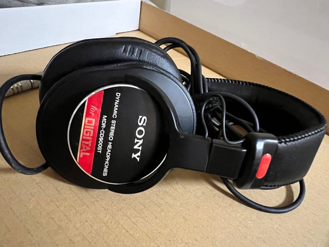 ヘッドホン SONY MDR-CD900ST