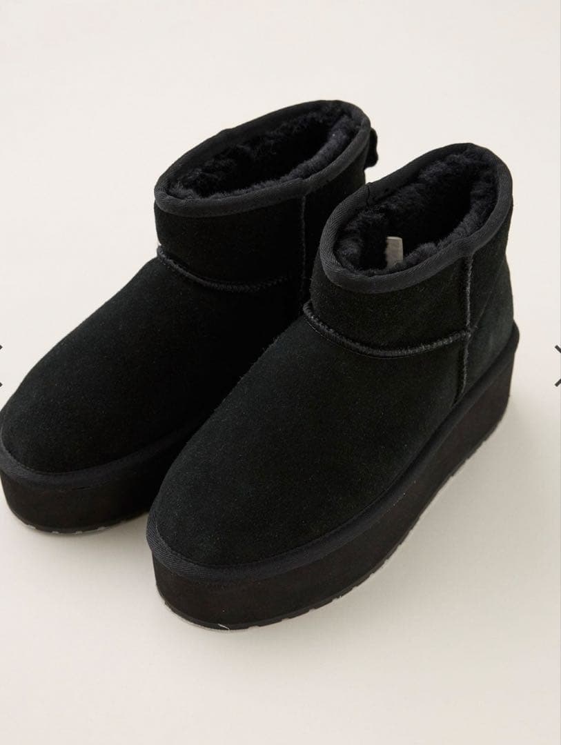 《EMU》厚底ムートンブーツ　ブラック24センチ