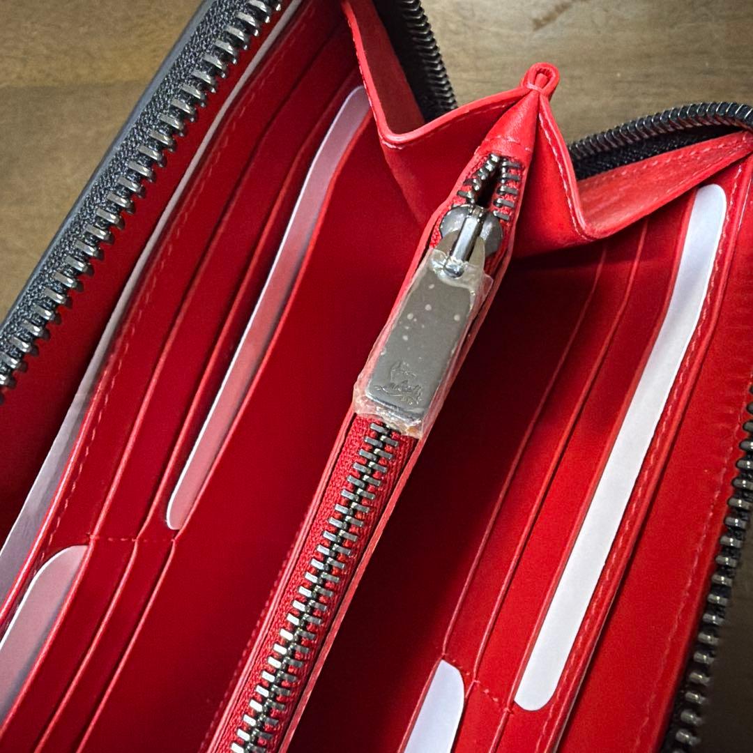 新品未使用 超美品Christian Louboutin ルブタン 長財布