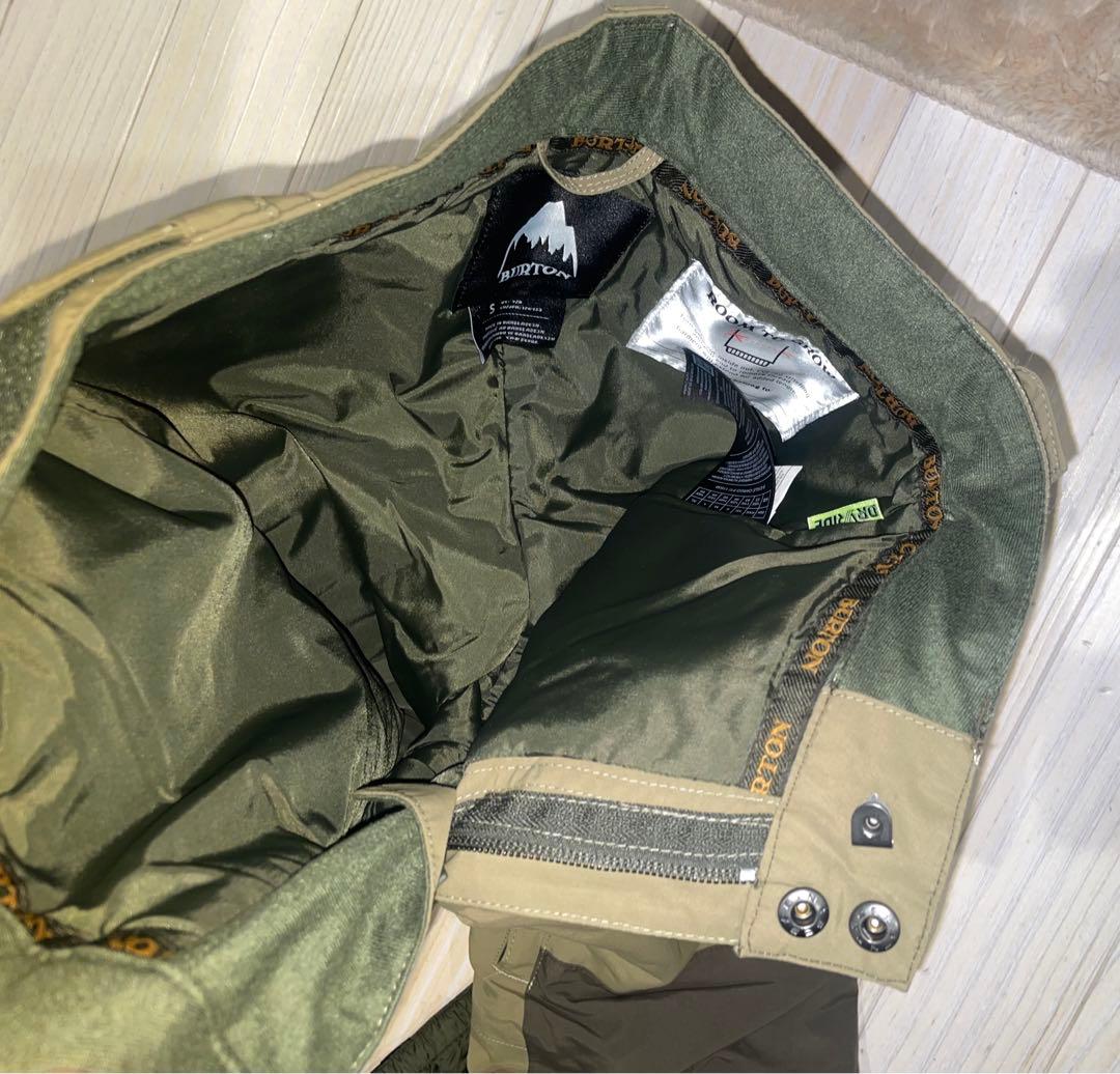 バートン（BURTON）キッズ　スキー・スノボウェア上下セット Sサイズ　120