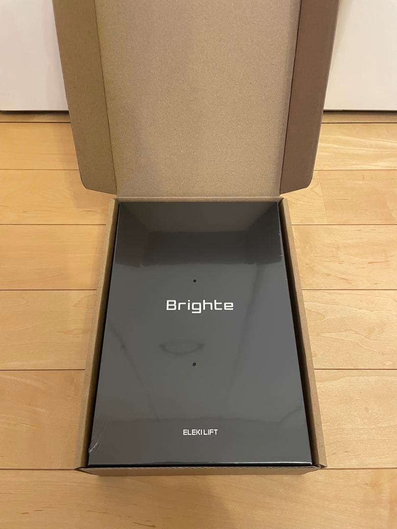 未開封 Brighte ELEKI LIFT美顔器