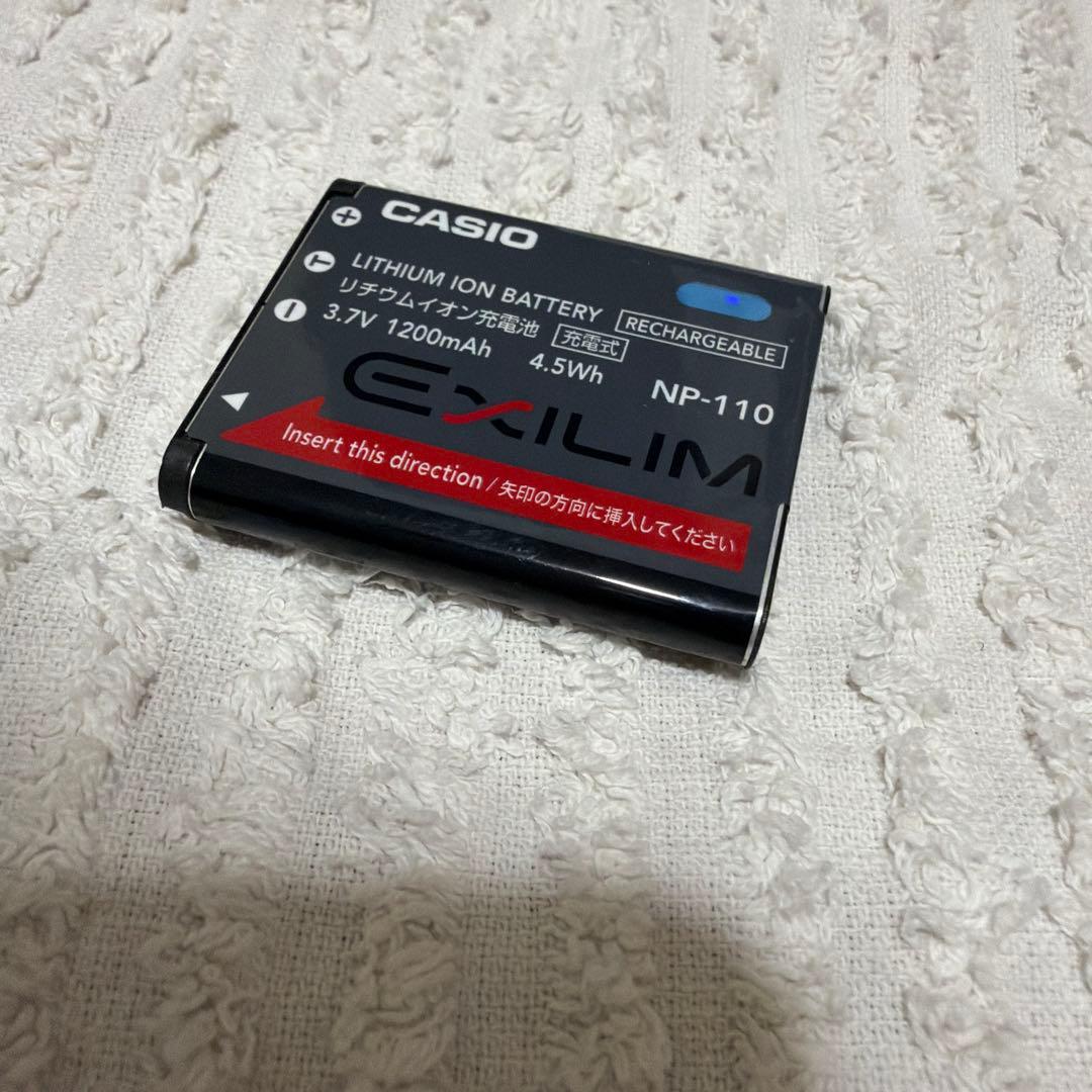 中古　CASIO EXILIM EX-Z2300 デジカメ