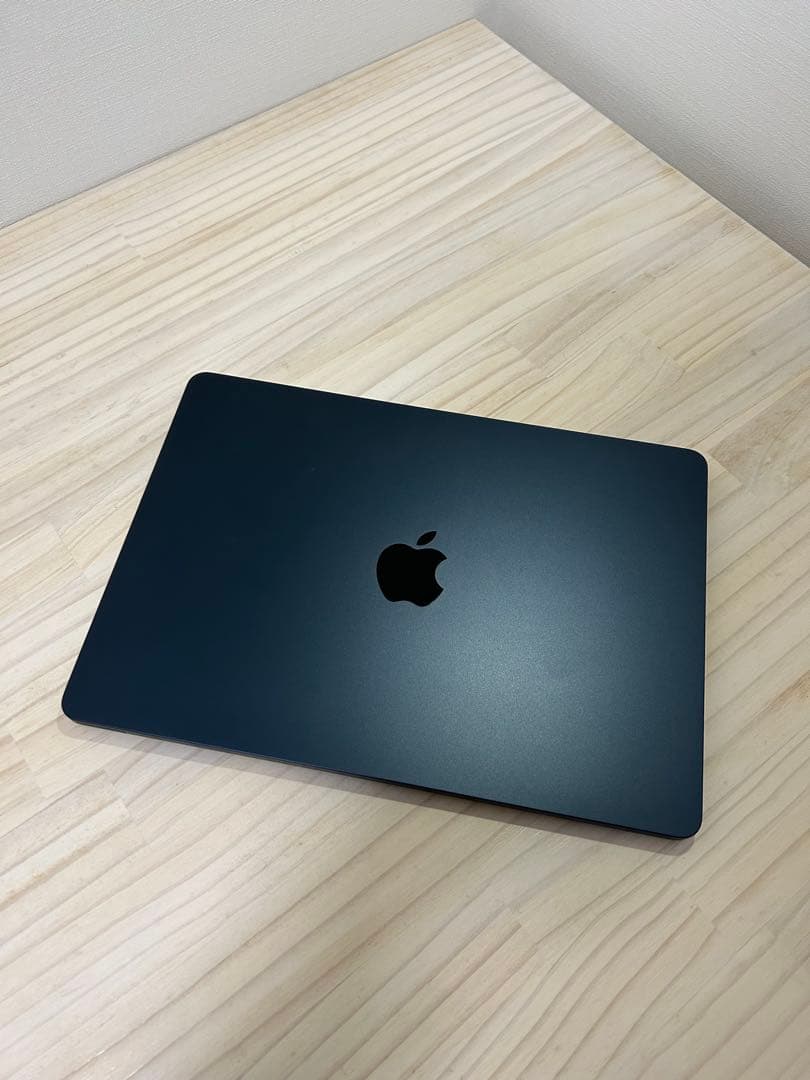 MacBook Air M2 13インチ 2022年モデル/8GB/256GB