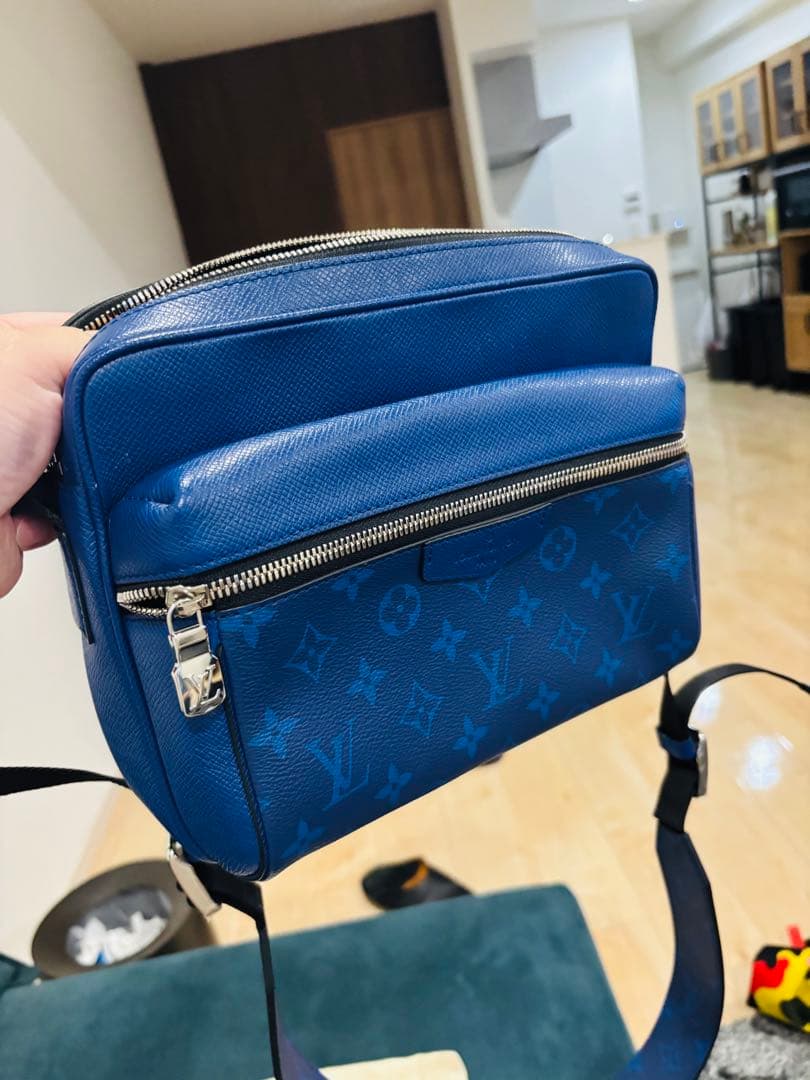 【新品・未使用】LOUIS VUITTON タイガラマ メッセンジャーバック